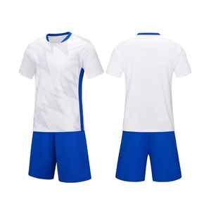 Uniforme de fútbol personalizado de calidad única, 100% poliéster, uniforme de equipo en venta, fabricación directa en Pakistán. - Product Image 1