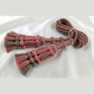 Material de hilo suave con borlas, estilo elegante, ligero, acabado duradero, ideal para cortinas, manualidades y accesorios de moda. - Product Image 4