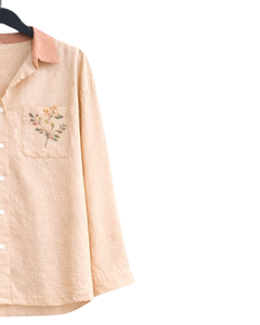 Conjunto de pijama de lino y algodón para mujer Peach, camisa con botones y bolsillo bordado y pantalones con cordón, conjunto de ropa de dormir informal para estar en casa - Product Image 2