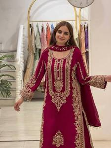 Ensemble Salwar Kameez Moderne Brodé Bourgogne pour Femme avec Châle, Longueur Totale, 2 Pièces, Séchage Rapide, Tenue Traditionnelle Élégante - Product Image 4