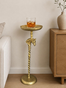 Table d'appoint vintage en métal avec plateau décoratif en forme de tête de cheval, finition laiton, support doré antique, vente en gros - Product Image 5