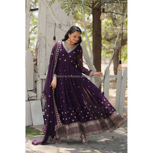 Traje Anarkali con Dupatta, Colección 2024, para Bodas, Festivales y Fiestas - fABzonefabindia, Hecho en India - Product Image 5