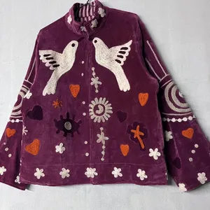Chaqueta de Terciopelo Morado Oscuro Bordada a Mano, Estilo Vintage, para Mujer, con Cuello Alto y Mangas Largas, Abrigo Festivo de Invierno de Primera Calidad - Product Image 1