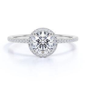 Anillo de Compromiso Clásico con Halo de Moissanita de Corte Redondo de 1.45 Quilates en Plata 925 Chapada en Oro Blanco, Elegante Anillo de Novia y Boda - Product Image 4