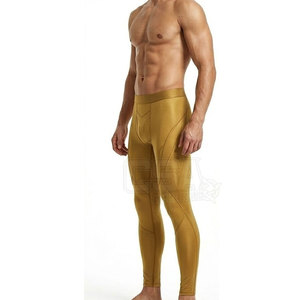 Leggings de compression durables pour hommes, coupe flexible, vêtements de sport, idéaux pour l'entraînement et la routine de fitness - Product Image 2