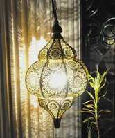 Lanterne marocaine artisanale en fer, écologique, couleur or antique personnalisable, à suspendre, style bohème, pour décoration extérieure et intérieure, Ramadan, mariage, table
