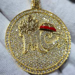 Collier Hip Hop plaqué or 18 carats avec pendentif pièce en perle d'eau douce et moissanite, bijou personnalisé avec nom, pour anniversaire ou fête - Product Image 5