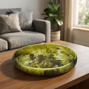 Plateau en résine écologique fait main avec effet marbre et motif tourbillon aquatique pour la maison et l'hôtellerie – Articles d'ameublement et d'art en résine - Product Image 3
