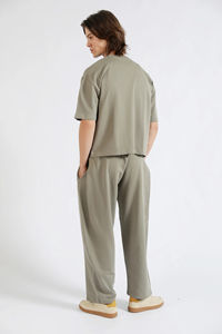 T-shirt en coton personnalisé de haute qualité pour hommes, fabriqué par une marque privée pour le marché mondial de l'habillement en gros. - Product Image 6