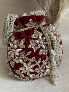 Top Quality Indian Handmade Embroidery Ethnic Wedding <b>Potli</b> <b>Bags</b> Wrist Handbag Coin <b>Potli</b> <b>Bags</b> Wedding Return Gift <b>Bags</b> - Product Image 2
