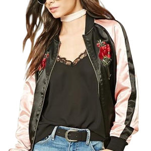 Veste universitaire en satin pour femme de haute qualité, personnalisée, respirante avec doublure en nylon, service client de premier ordre - Product Image 4