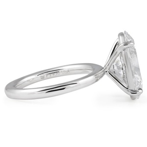 Anillo de compromiso clásico con diamante solitario de corte ovalado de 5.07 quilates en oro blanco de 14k, diamante solitario certificado por IGI - Product Image 6
