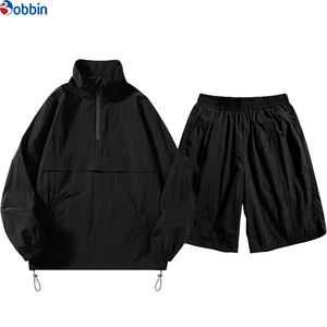 Conjunto Deportivo Unisex de 2 Piezas con Media Cremallera, Cómodo y Transpirable, Chaqueta Cortavientos de Verano y Pantalones Cortos Deportivos para Actividades al Aire Libre - Product Image 3