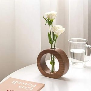 Fabricante de Macetas Decorativas de Madera con Forma de Tubo de Ensayo |   Florero Moderno de Vidrio con Base de Madera, Proveedor Mayorista OEM Personalizado - Product Image 4