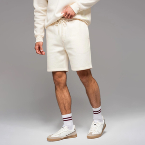Ensemble décontracté homme : sweat-shirt imprimé et short, coupe ample pour l'été ou la détente - Product Image 3