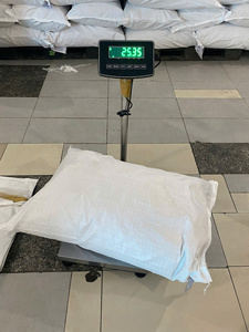 Noix de coco râpée de qualité moyenne, riche en matières grasses |   Noix de coco séchée en flocons 100% naturelle de qualité supérieure |   Prix de gros en vrac / Mme Lily - Product Image 3