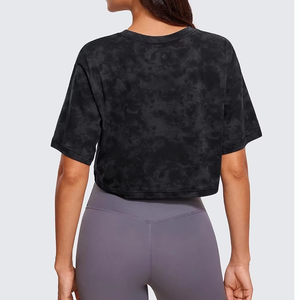 Camiseta Corta de Mujer con Estampado Tie Dye Negro, Cuello Redondo, Manga Corta, Corte Holgado, Tejido de Algodón, Estilo Oversize, para Primavera/Verano - Product Image 5
