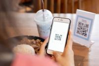 Application mobile avancée de commande par QR code avec accès Internet, serveur réseau Linux/Mac, restauration sans contact et gestion des stocks en temps réel