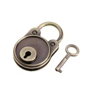 Solid Metal <b>Padlock</b> Heavy Duty Protection Lock for Gates Fences and Commercial Properties - Product Image 4