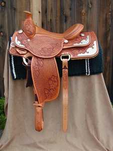 Silla de montar inglesa de cuero genuino de vaca pulido negro a precio mayorista, personalizable, para la venta - Product Image 6