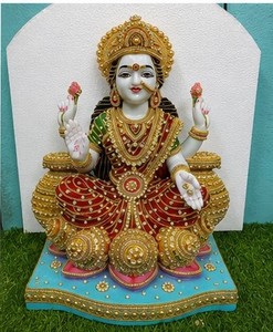 Sculpture artisanale en marbre de la déesse Ganga Devi, Murti sculpté, blanc, rouge, or, décoration pour temple et maison - Product Image 1