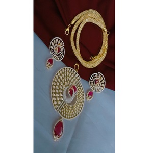 Ensemble collier et boucles d'oreilles en laiton plaqué or de qualité supérieure avec pierres de zircon, idéal pour les mariages, pour femmes - Product Image 1