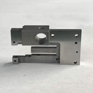 (également appelé bloc de fixation de précision avec pinces coulissantes) - Product Image 1