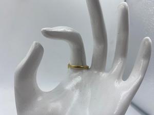 Elegantes anillos de latón clásicos para mujer y anillos de moda chapados en oro hechos a mano por expertos unisex para bodas y compromisos - Product Image 2