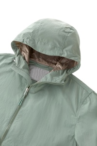 Chaqueta Cortavientos Casual con Capucha, Estilo Clásico Deportivo para Hombre, Ligera, Tipo Anorak, Venta al Por Mayor - Product Image 3