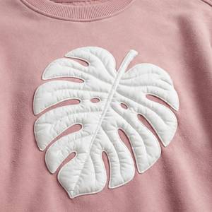 Ensemble décontracté 2 pièces pour femme : Sweat-shirt rose à col en V et pantalon blanc à jambes larges avec applique feuille, taille élastique, coupe ample - Product Image 4