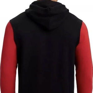 Sweat-shirt Varsity surdimensionné en chenille personnalisé avec broderie lettre TR, manches contrastantes rouge et noir, style streetwear - Product Image 3