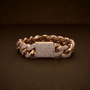 Pulsera de Diamantes Elegante de Alta Calidad para Novia, Joyería de Boda para Mujer con Acabado Disponible al Mejor Precio del Mercado - Product Image 1