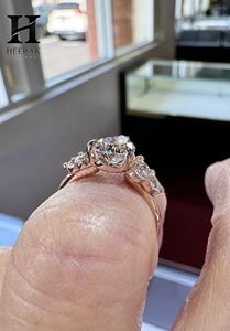 Anillo de Boda Moderno con Gran Perla, Diseño de Corona con Múltiples Piedras y Halo, Oro de 10K/14K, Joyería Fina - Product Image 4