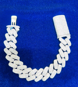 Bracelet Cuban Link Iced Out, Bijou Hip Hop, Effet Diamant, Bracelet de Luxe Tendance - Product Image 2