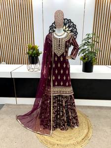 Hermoso Conjunto Kurta Sharara de Diseño Étnico Moderno Multicolor con Bordado en Georgette Sintético Hecho a Mano para Bodas y Eventos - Product Image 2