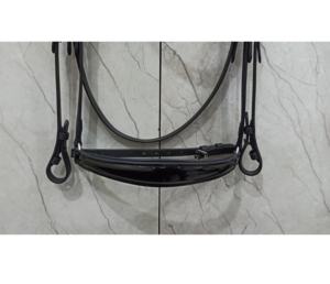 บังเหียนม้าหนังแท้สีดำสายรัดคิ้วคริสตัลสีดำขอบจมูก - Product Image 1