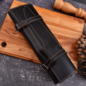 Ensemble de couteaux de chef japonais forgés à la main avec lame en acier Damas, manche en bois, finition mate pour une utilisation en cuisine - Product Image 6
