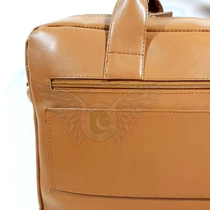Sac pour ordinateur portable en cuir véritable pratique et léger avec design durable pour le bureau, les voyages et les documents et accessoires professionnels - Product Image 3