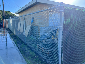 Clôture en treillis métallique galvanisé durable OEM d'usine, panneaux de clôture en treillis de 6 pieds, vente en gros - Product Image 6