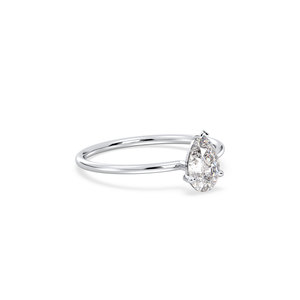 Bague de fiançailles solitaire REYES luxueuse en argent sterling 925 avec moissanite certifiée GRA pour femmes, plaquée or blanc 14 carats - Product Image 3