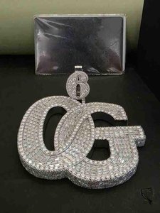 Pendentif Lettre Iced Out en Argent Sterling 925 avec Moissanite Taille Baguette, Sertissage Canal, Luxe Unisexe, Breloque Hip Hop - Product Image 3