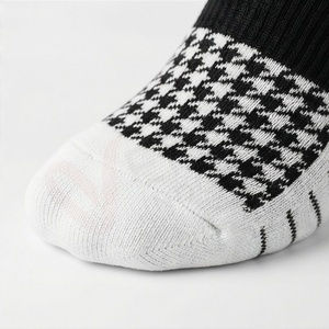 Chaussettes pour hommes, motif pied-de-poule, tricotées en coton et élasthanne, respirantes, pour un usage quotidien en automne, style classique - Product Image 6