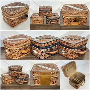 Caja de Almacenamiento de Cuero Vacuno Hecha a Mano por Diseñador Occidental, Organizador de Viaje de Gran Capacidad, Estuche de Maquillaje y Cosméticos para Mujer - Product Image 3