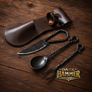 Juego de cubiertos medievales de hierro forjado a mano, utensilios con mango trenzado rústico y funda de cuero marrón. - Product Image 3