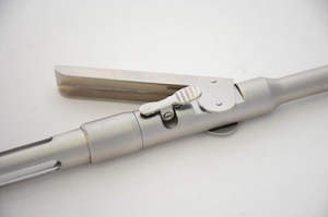 Jeringa Dental Intraoral de 1.8 ml, Curva, de Acero Inoxidable, Manual, Reutilizable, para Inyección de Injertos e Implantes - Product Image 4