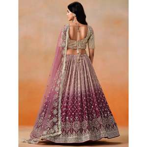 Precioso Lehenga Choli de Georgette Rosa para Novia, Traje de Boda - Product Image 5
