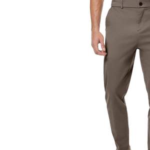 กางเกงชิโน่ทรงสลิมฟิตสีน้ำตาลสำหรับผู้ชาย ผ้าฝ้ายลำลอง ทรงโมเดิร์น เสื้อผ้าบุรุษคุณภาพสูง เนื้อผ้านุ่ม ระบายอากาศได้ดี - Product Image 3