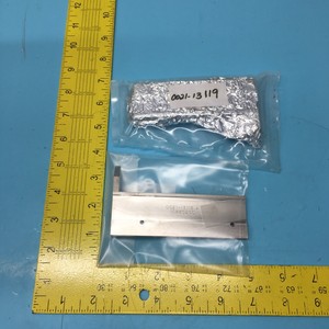 2 AMAT 0021-13119 SUPPORT LEFT ENP, 139586 - อุปกรณ์และชิ้นส่วนเซมิคอนดักเตอร์มือสองระดับโลกที่เชื่อถือได้ที่ - Product Image 1