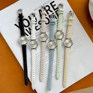 Reloj de Cuarzo Moderno y Elegante, Estilo Lujoso y Delgado, Ideal para Uso Diario, Deportes y Actividades al Aire Libre - Product Image 2