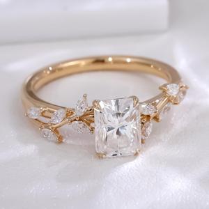 Bague de fiançailles en diamant taille radiant, or 10 carats, motif végétal romantique, bijoux pour femme - Product Image 5